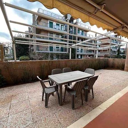 Appartamento Tranquillo Con Patio E Piscina La Caduta Eksteriør bilde