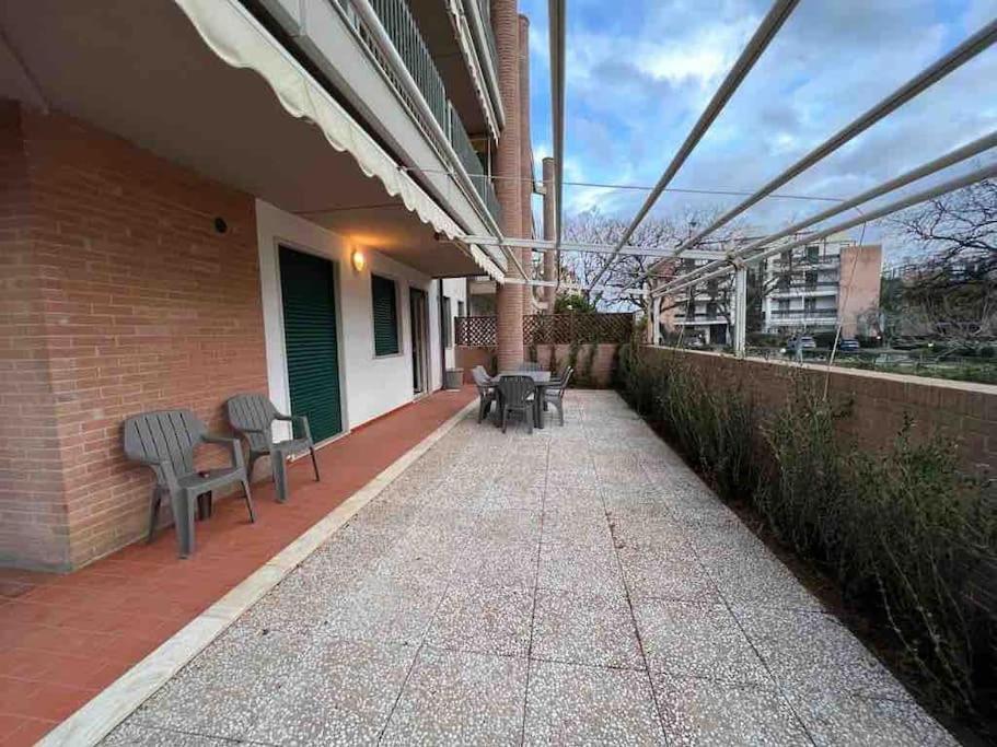 Appartamento Tranquillo Con Patio E Piscina La Caduta Eksteriør bilde